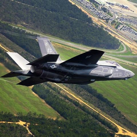 歼-20最新版，，，，，中国空中实力的尖端利器
