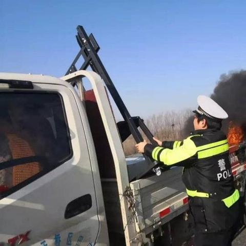 荣乌高速车祸事务周全深度报道