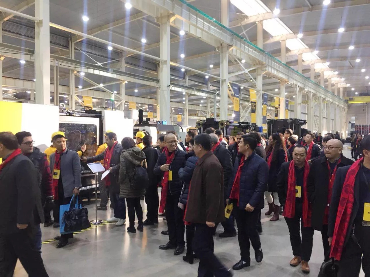 永利皇宫官网上演“两大喜”： 十周年庆+注塑智慧工厂完工