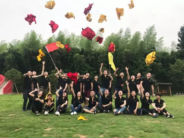 “向梦想出发” 永利皇宫官网销售团建活动完善绽放